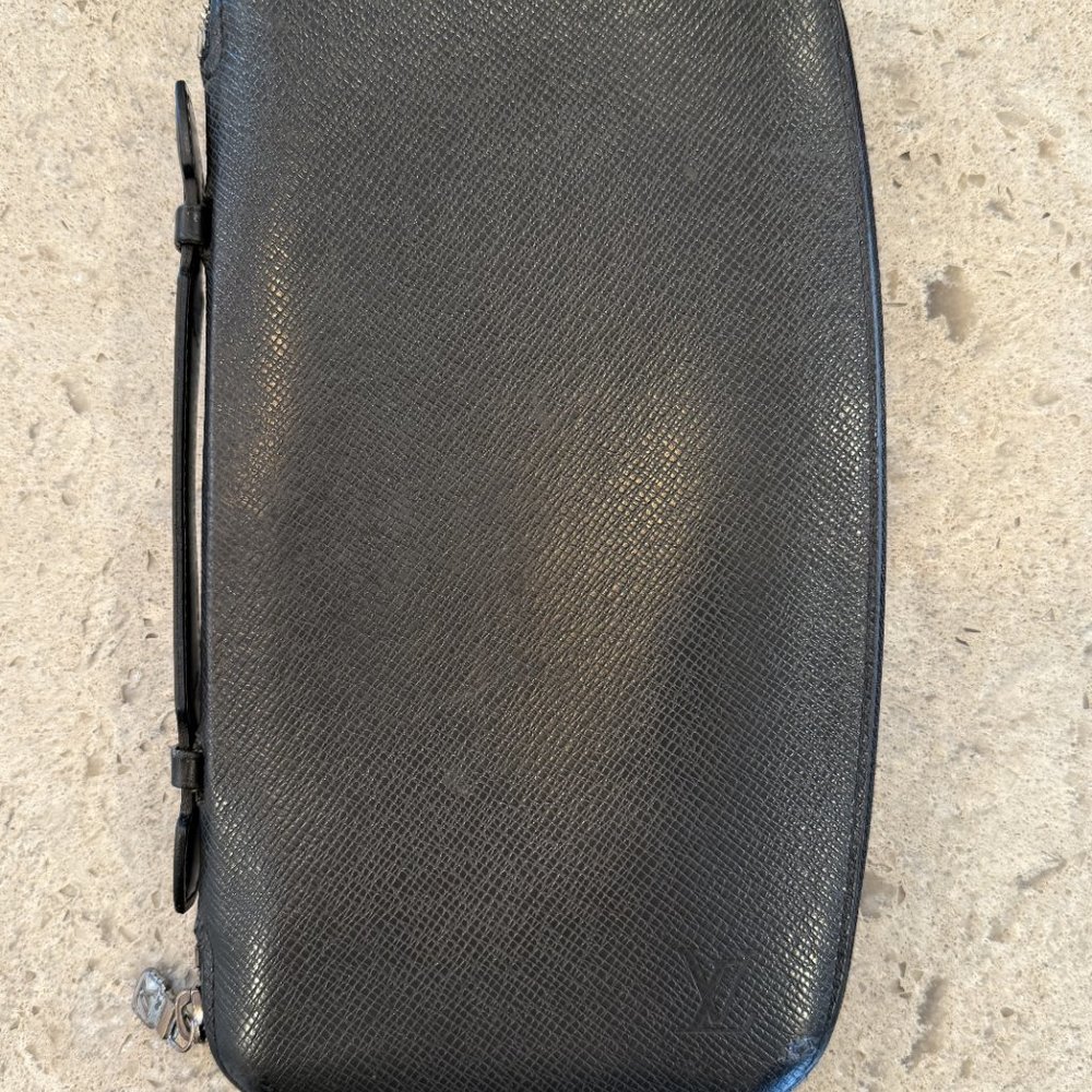 EUC LOUIS VUITTON ATOLL ORGANIZER WALLET BLACK WITH LV BOX - Picture 11 of 11